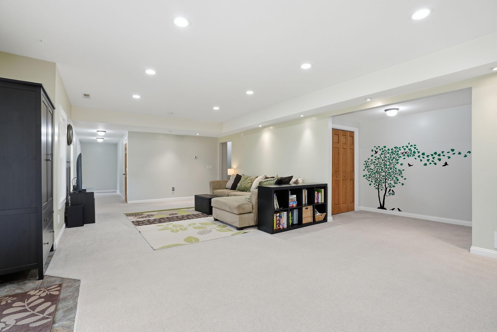 10389 Fox Run Road Woodbury, MN 55129 - Photo 5 of 43