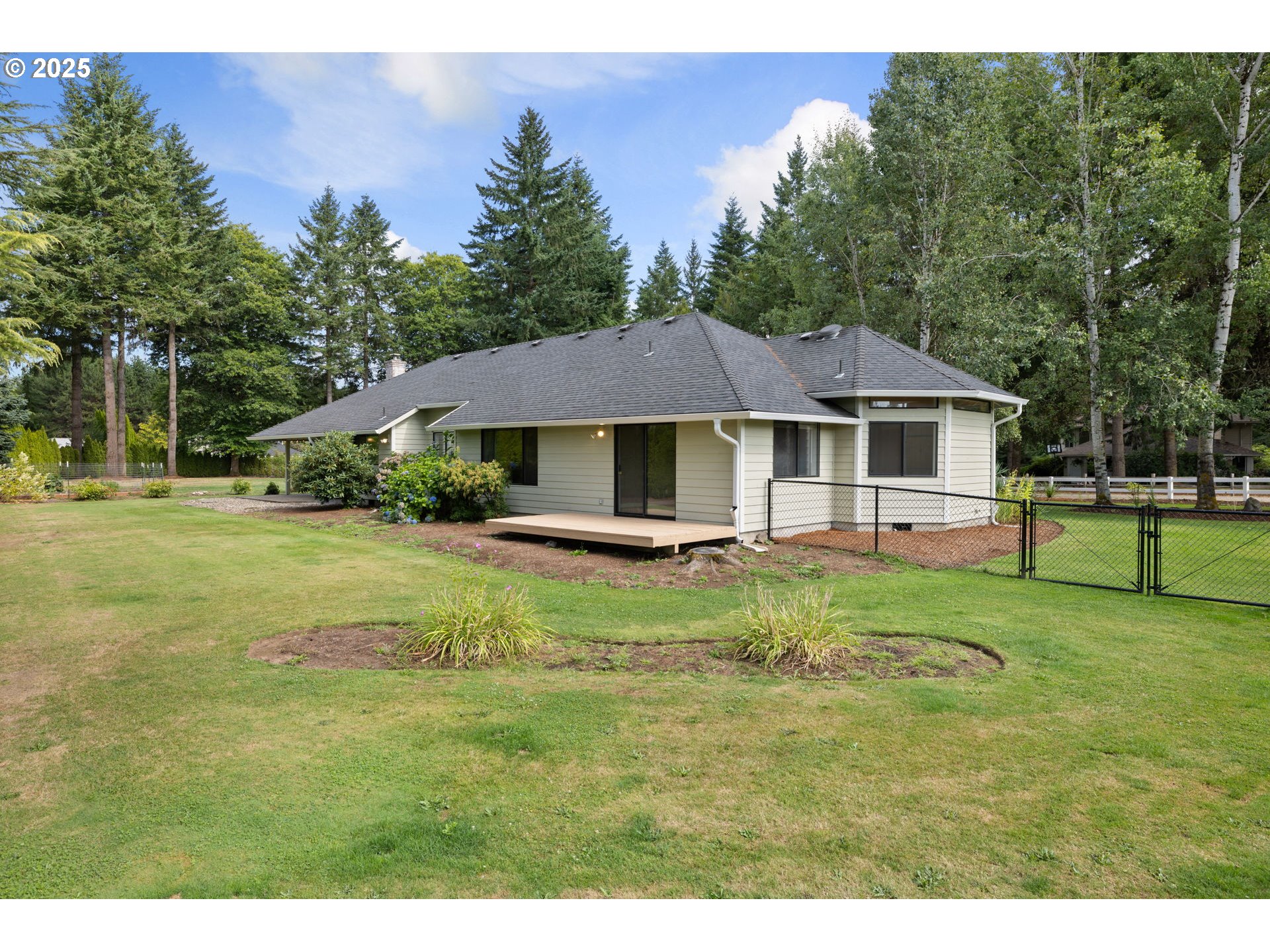 2504 Northeast 240th Street Ridgefield, WA 98642 - Photo 34 of 46 Gallery Image 34