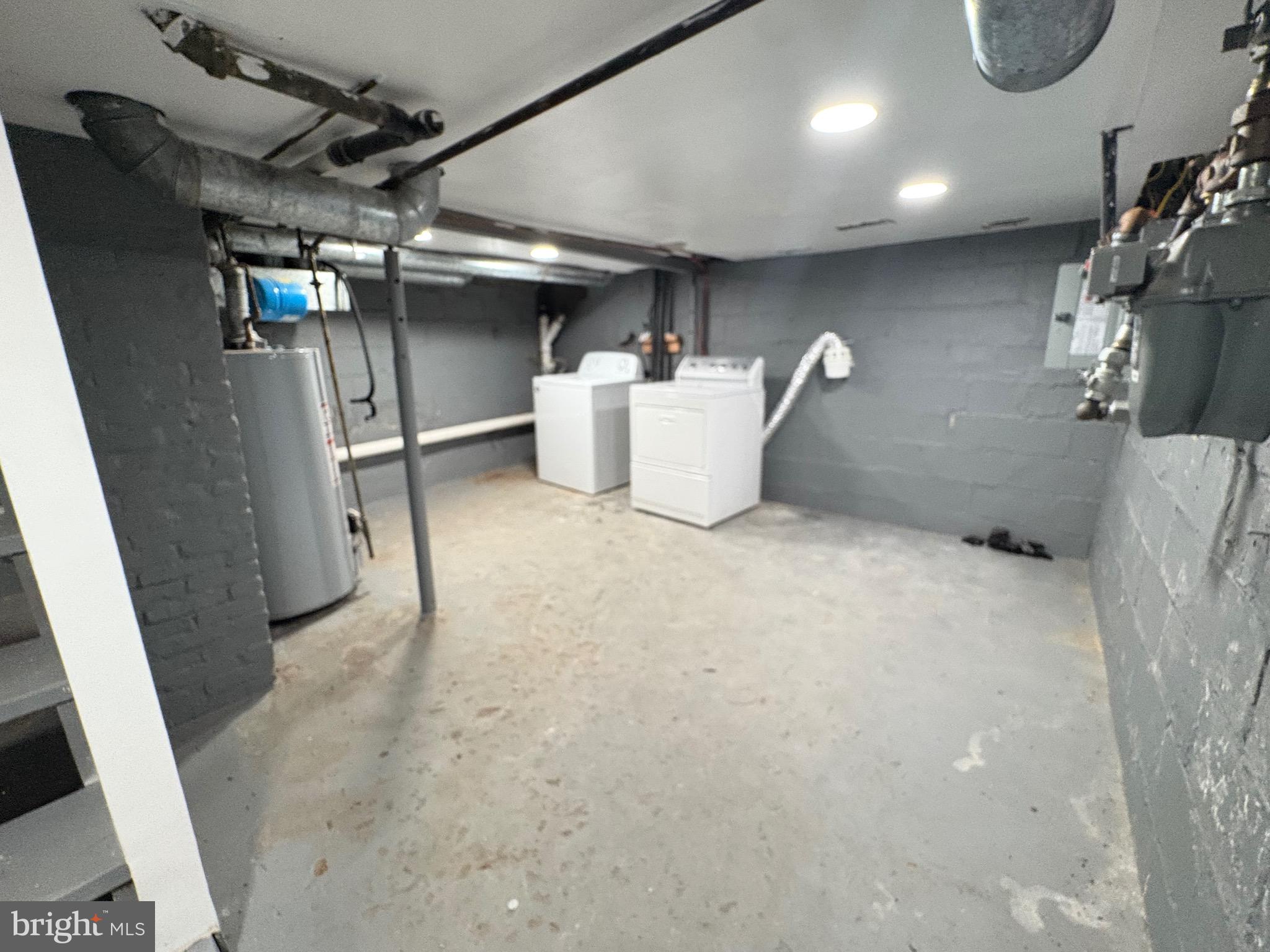 2713 Hammonds Ferry Road Halethorpe, MD 21227 - Photo 11 of 19 Basement has washer dryer available.