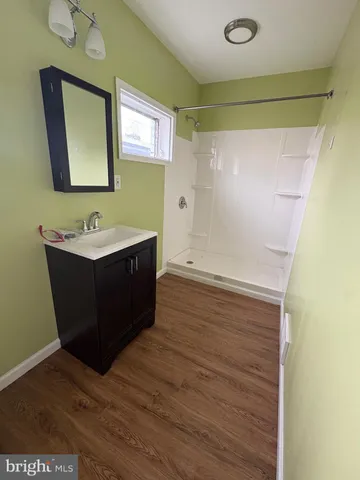 $2,150 | 2713 Hammonds Ferry Road, Halethorpe, MD 21227