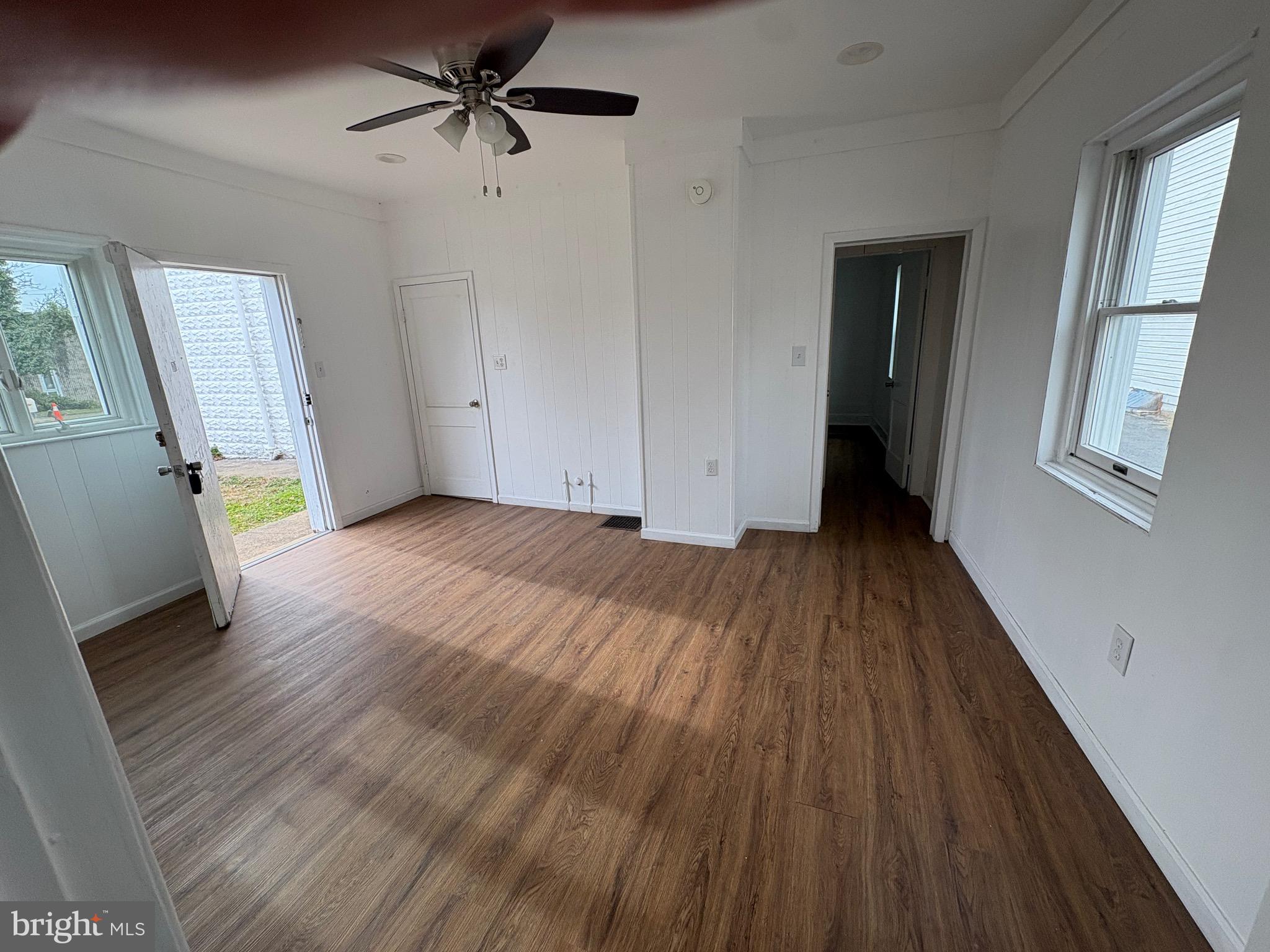 2713 Hammonds Ferry Road Halethorpe, MD 21227 - Photo 18 of 18