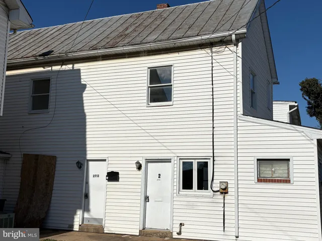 $2,150 | 2713 Hammonds Ferry Road, Halethorpe, MD 21227