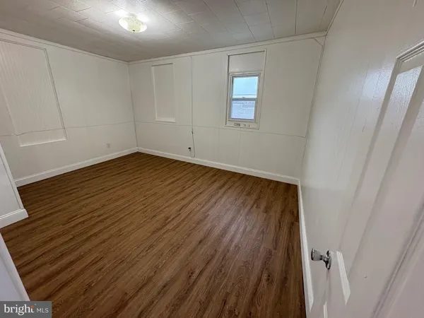 $2,150 | 2713 Hammonds Ferry Road, Halethorpe, MD 21227