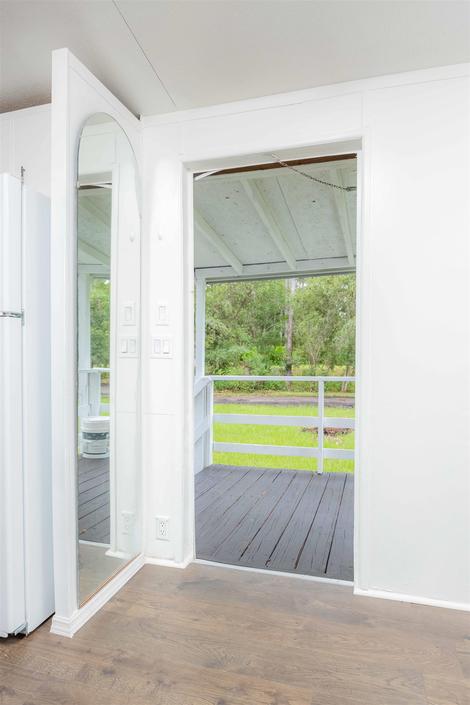 7557 Highway 1 St. Augustine, FL 32086 - Photo 39 of 60 a view of an empty room with a window
