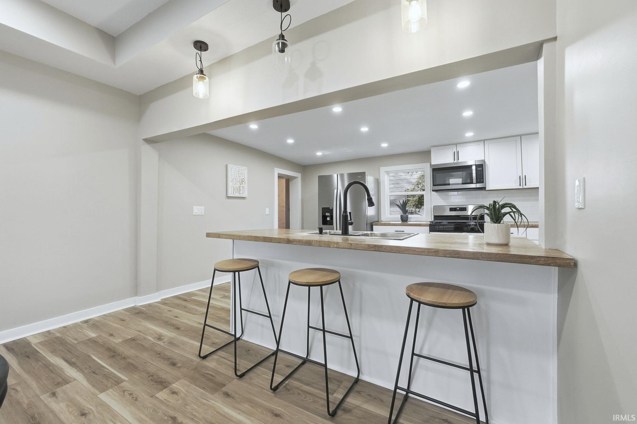 1024 Adams Street Decatur, IN 46733 - Photo 3 of 29