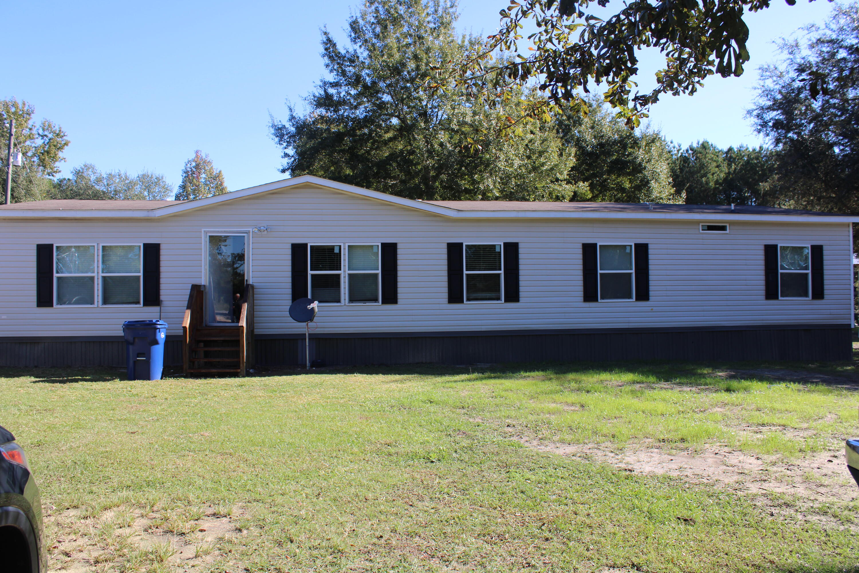 3260 Highway 55 Florala, AL 36442 - Photo 1 of 21 a view of a house with a yard