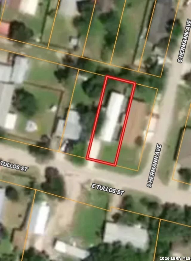 405 East Tullos Street Three Rivers, TX 78071 - Photo 4 of 4