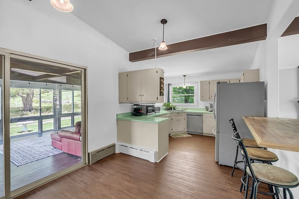 197 Upper North Row Road Sterling, MA 01564 - Photo 16 of 42 Gallery Image 16