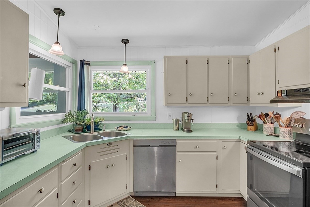 197 Upper North Row Road Sterling, MA 01564 - Photo 20 of 42 Gallery Image 20