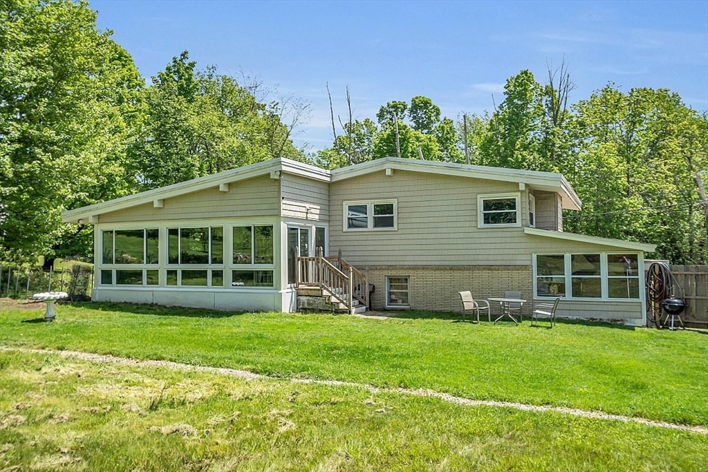 197 Upper North Row Road Sterling, MA 01564 - Photo 41 of 42 Gallery Image 41