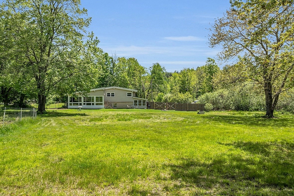 197 Upper North Row Road Sterling, MA 01564 - Photo 42 of 42 Gallery Image 42