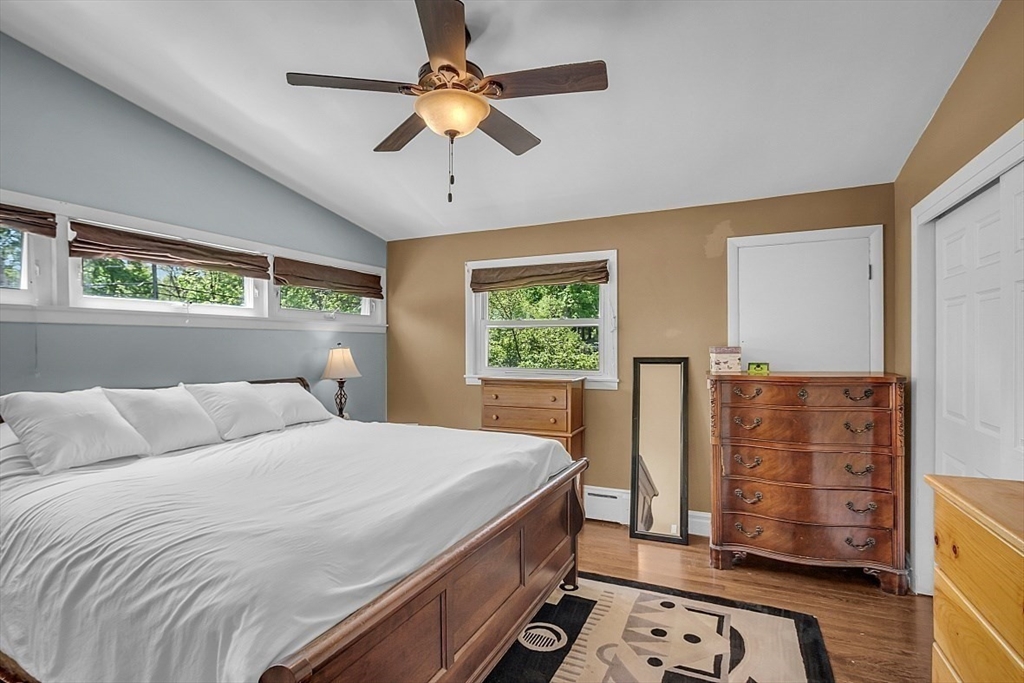 197 Upper North Row Road Sterling, MA 01564 - Photo 7 of 42 Gallery Image 7