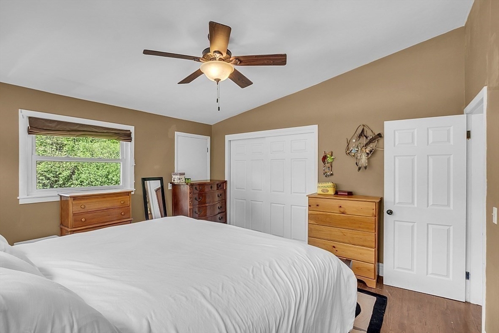 197 Upper North Row Road Sterling, MA 01564 - Photo 8 of 42 Gallery Image 8