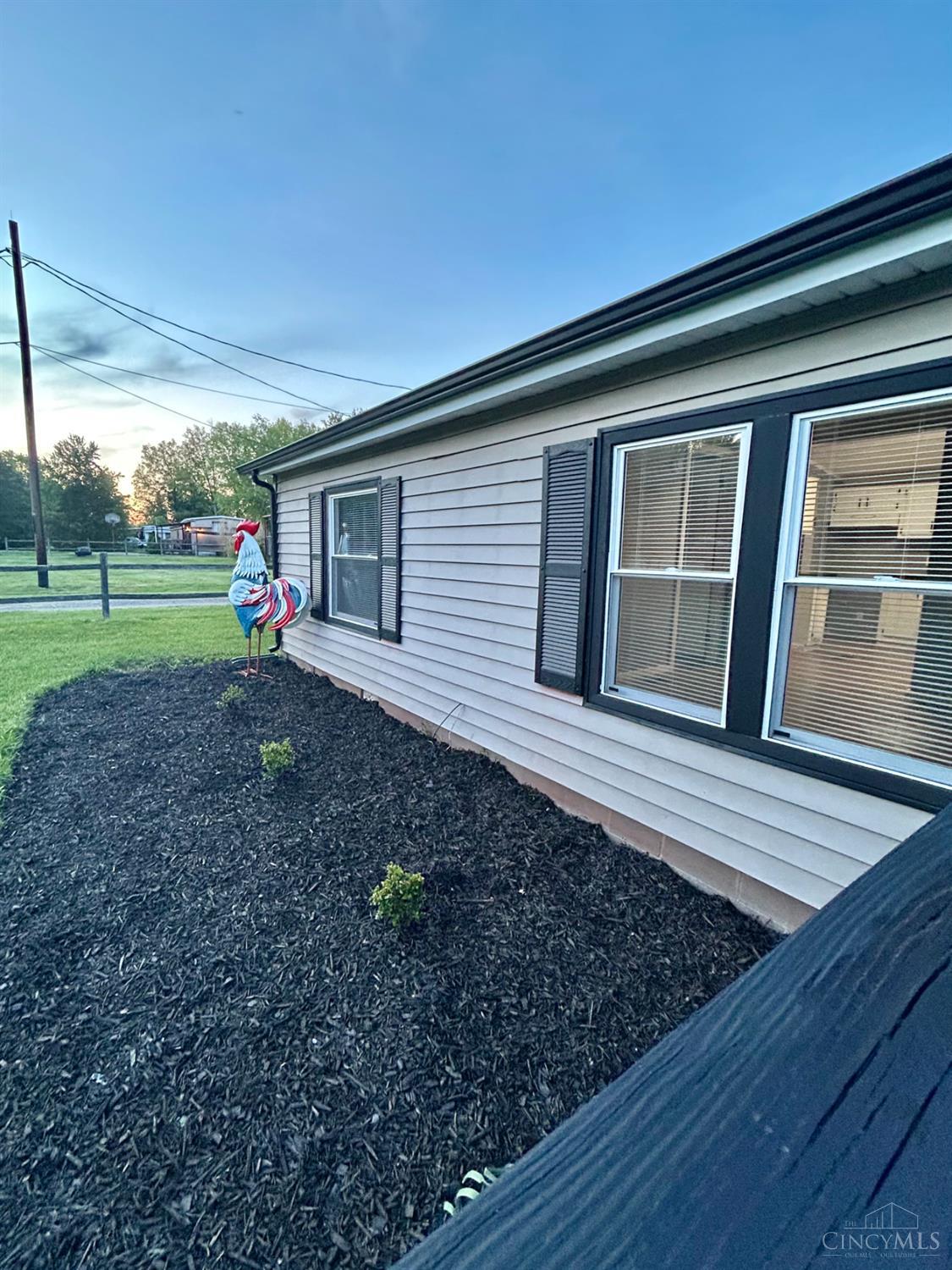 3104 Park Road Goshen, OH 45122 - Photo 3 of 27