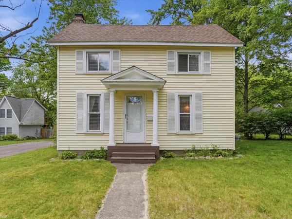 $290,000 | 328 South 3rd Street, Brighton, MI 48116