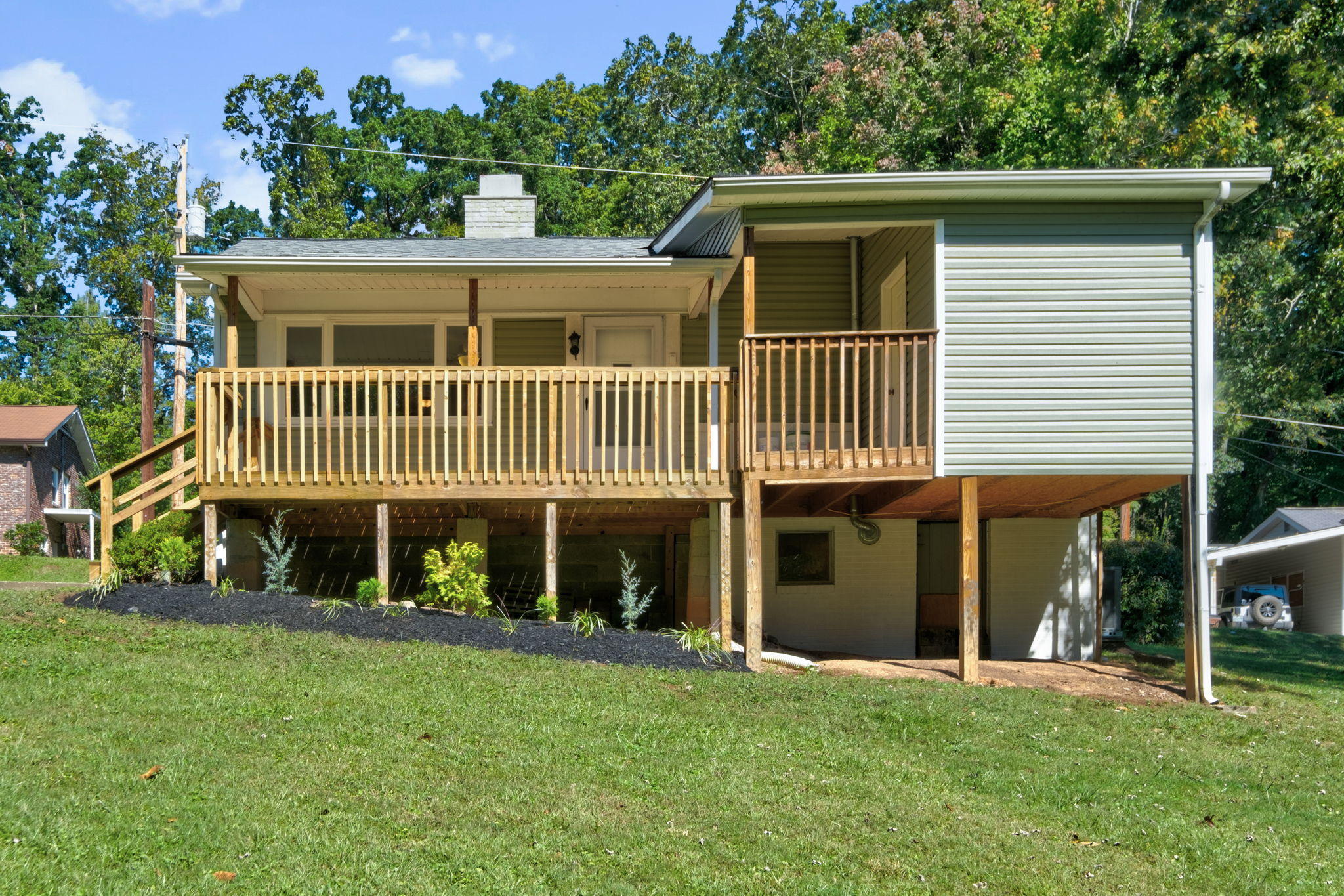 112 East Magnolia Lane Oak Ridge, TN 37830 - Photo 33 of 37 112+E+Magnolia+Ln+Oak+Ridge-32-web