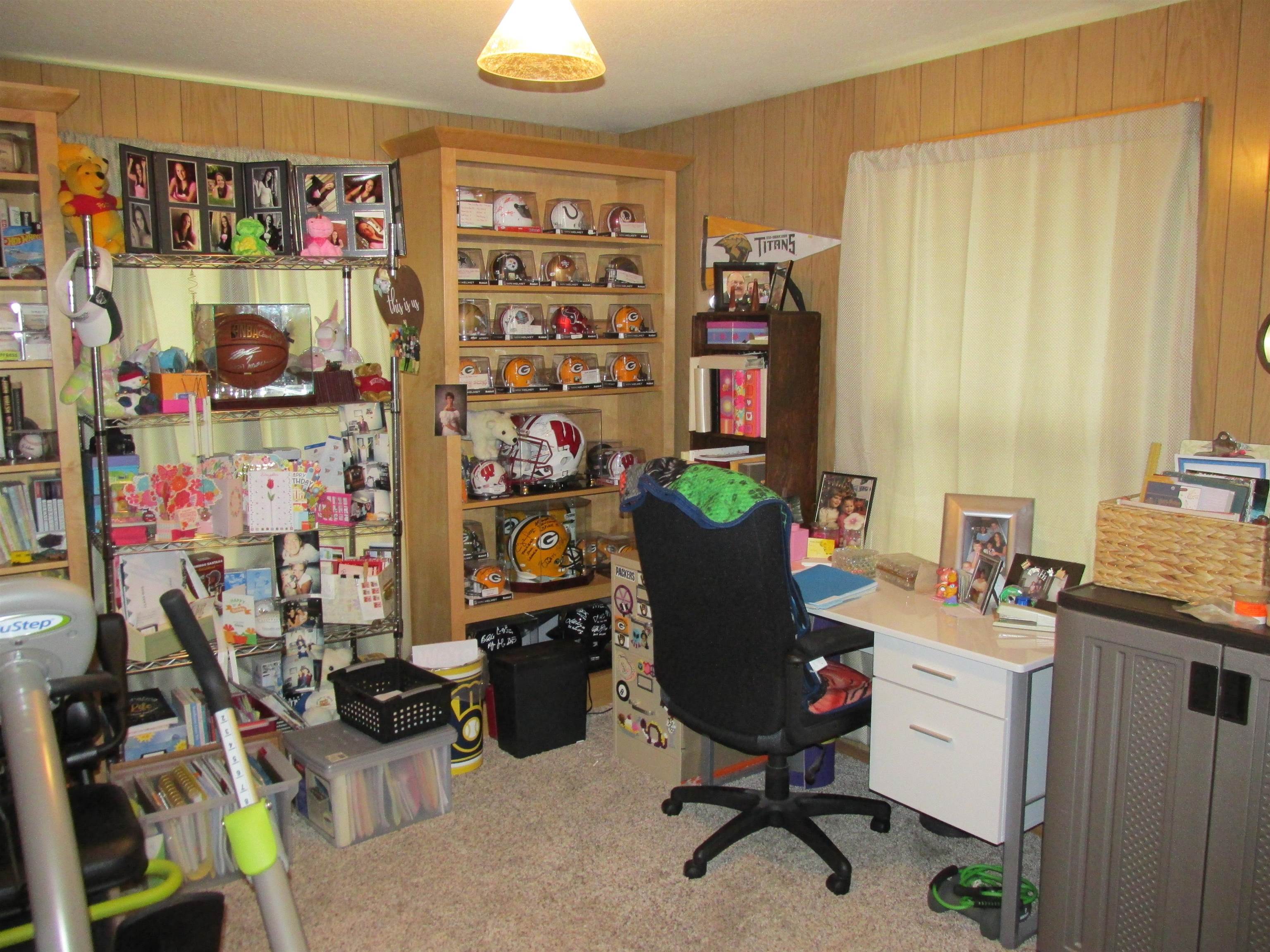 1047 East Pershing Street Appleton, WI 54911 - Photo 10 of 30 Gallery Image 10