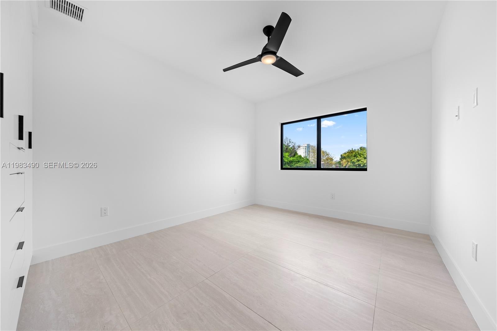 3187 Southwest 23rd Street Miami, FL 33145 - Photo 27 of 41