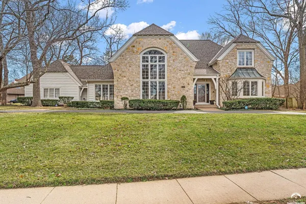 $1,175,000 | 1609 Prestwick Drive, Lawrence, KS 66047