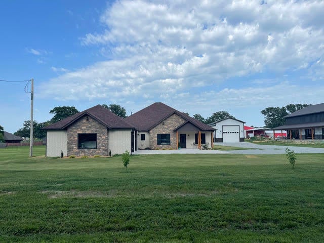 26680 South 615 Road Grove, OK 74344 - Photo 1 of 2 Gallery Image 1
