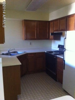 533 West Guadalupe Road, Unit 2093 Mesa, AZ 85210 - Photo 3 of 11 kitchen