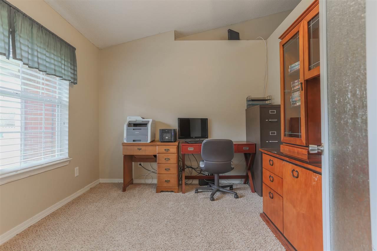 7154 Woodside Road Pensacola, FL 32526 - Photo 8 of 46 Gallery Image 8