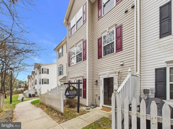 $335,000 | 8067 Brookstone Court, Unit 100, Severn, MD 21144