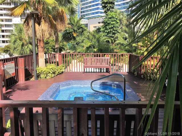 $3,500 | 1450 Brickell Bay Drive, Unit 1604, Miami, FL 33131