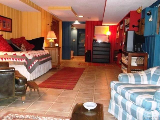 70 Moran Road Grosse Pointe, MI 48236 - Photo 22 of 25 DSCF0047.JPG