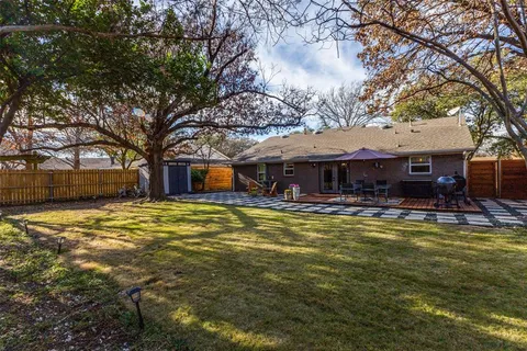 $420,000 | 11147 Paddock Circle, Dallas, TX 75238