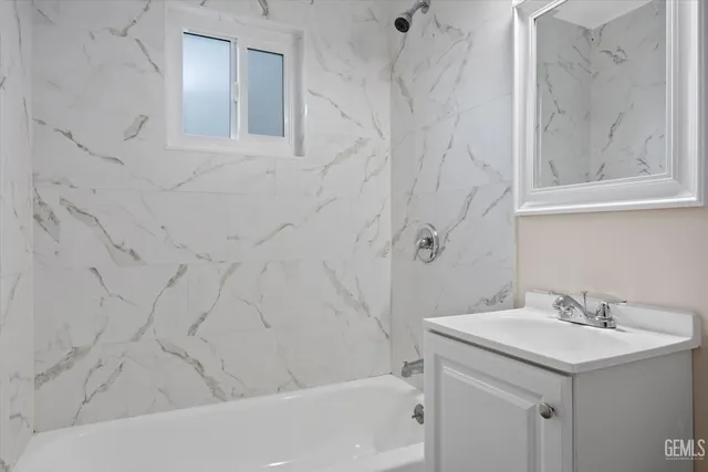 $289,995 | Undisclosed Address, Bakersfield, CA 93307