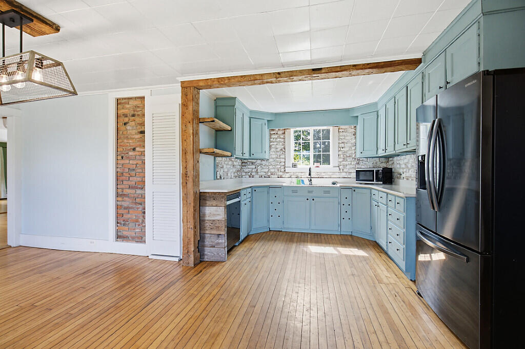 327 Ripley Road Dexter, ME 04930 - Photo 15 of 65 14_BP5A9354_DxO_mls