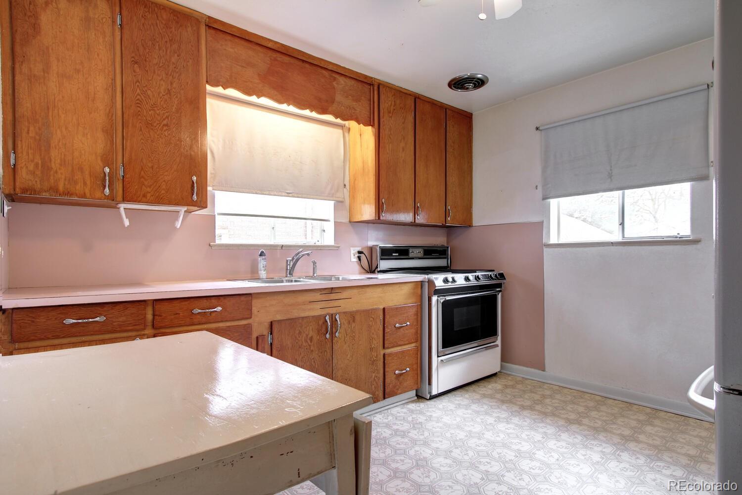 3635 Bryant Street Denver, CO 80211 - Photo 11 of 32