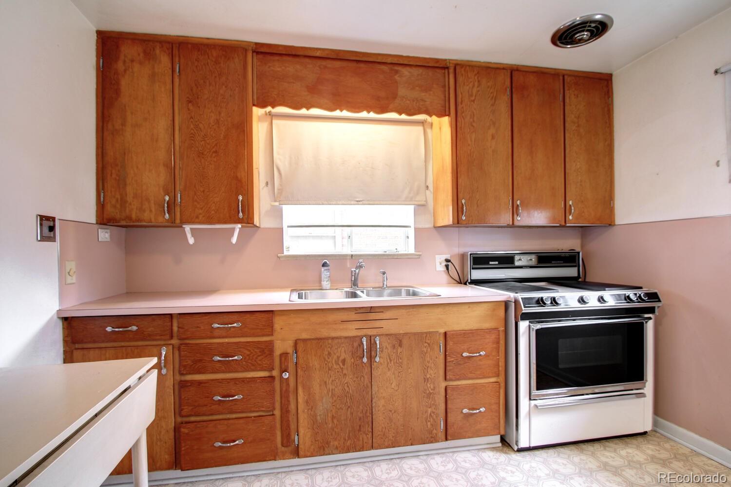 3635 Bryant Street Denver, CO 80211 - Photo 12 of 32