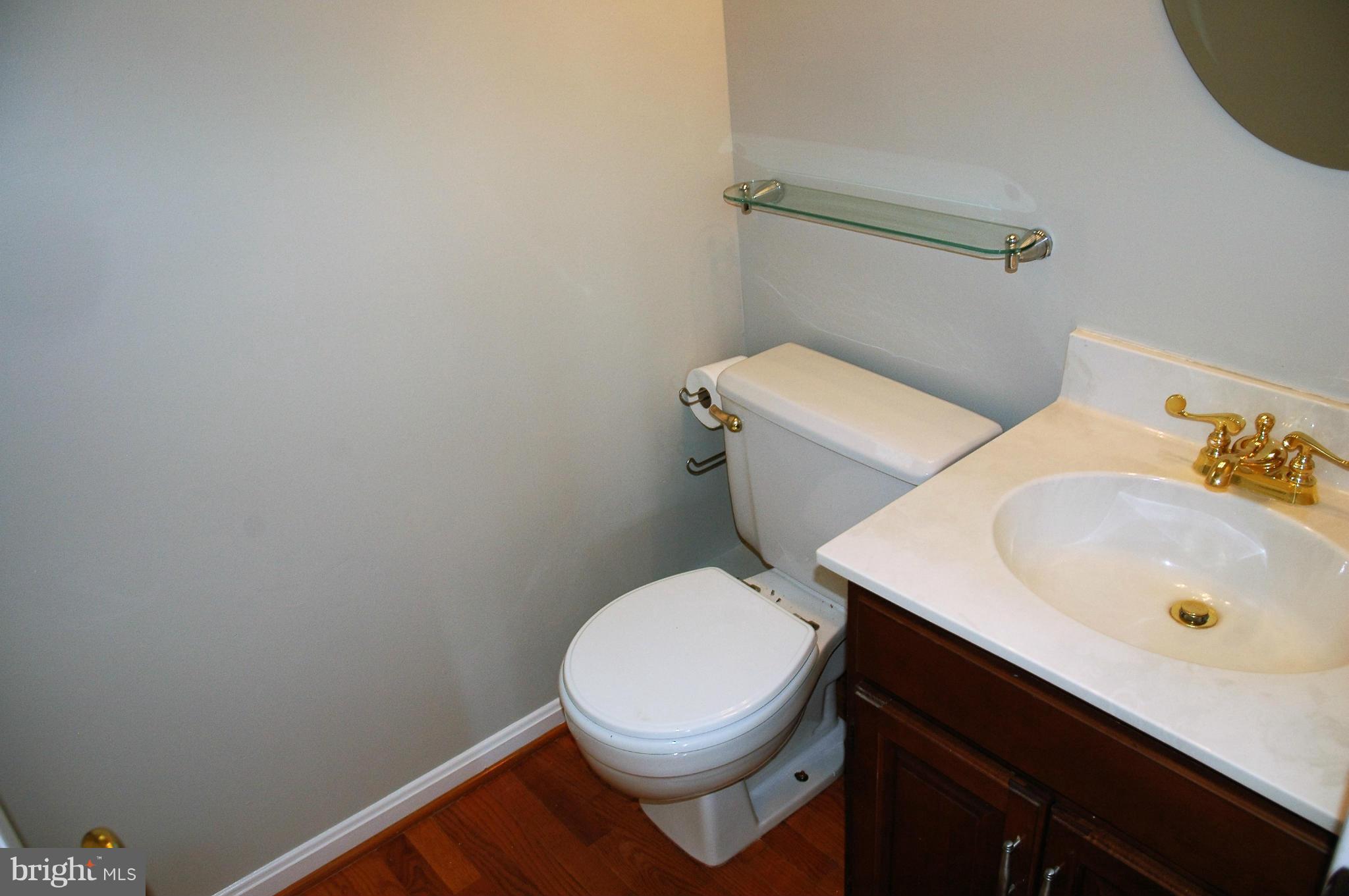 20409 Remsbury Place Gaithersburg, MD 20886 - Photo 13 of 30 Bath