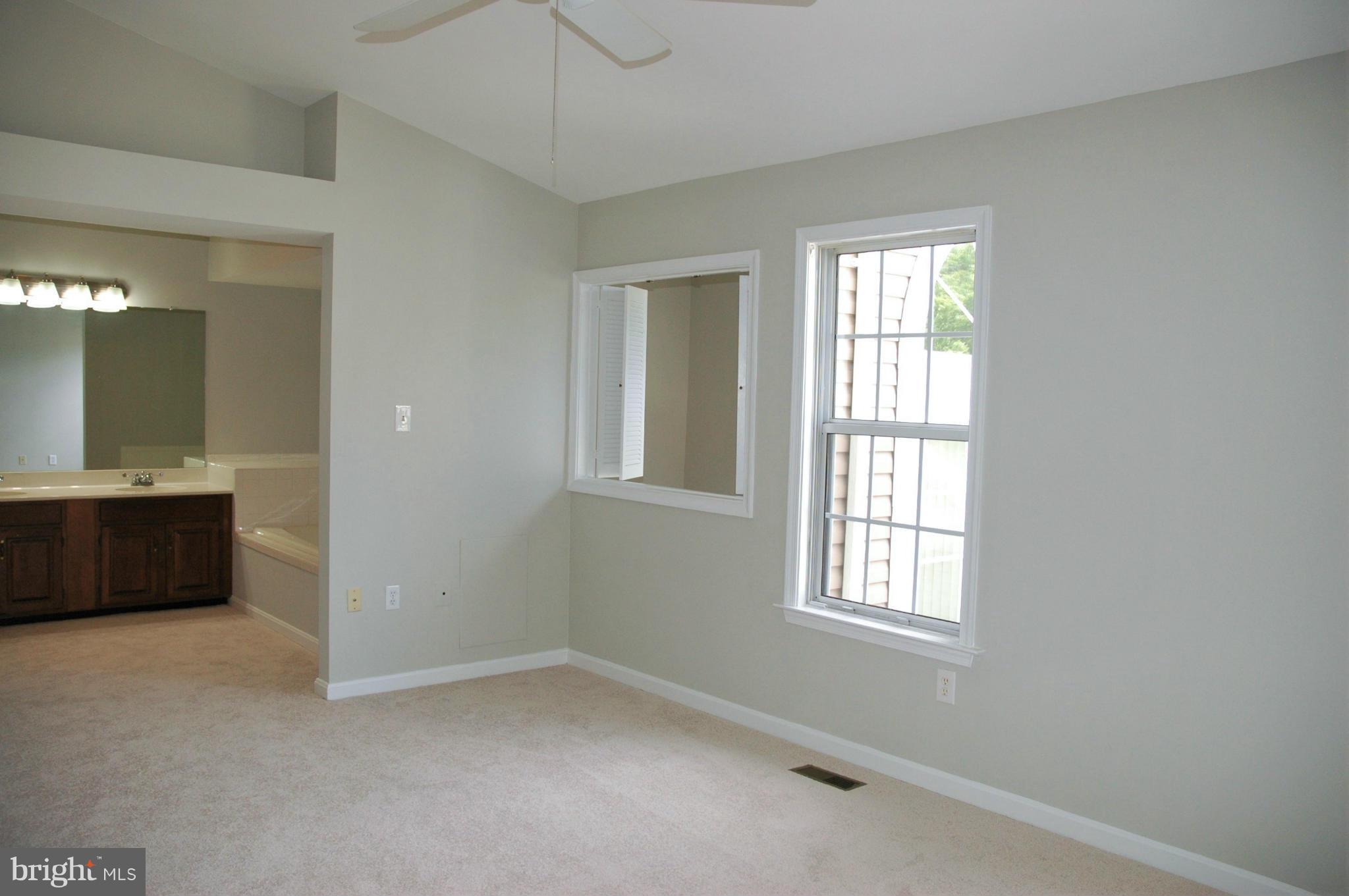 20409 Remsbury Place Gaithersburg, MD 20886 - Photo 14 of 30 Bedroom (Master)