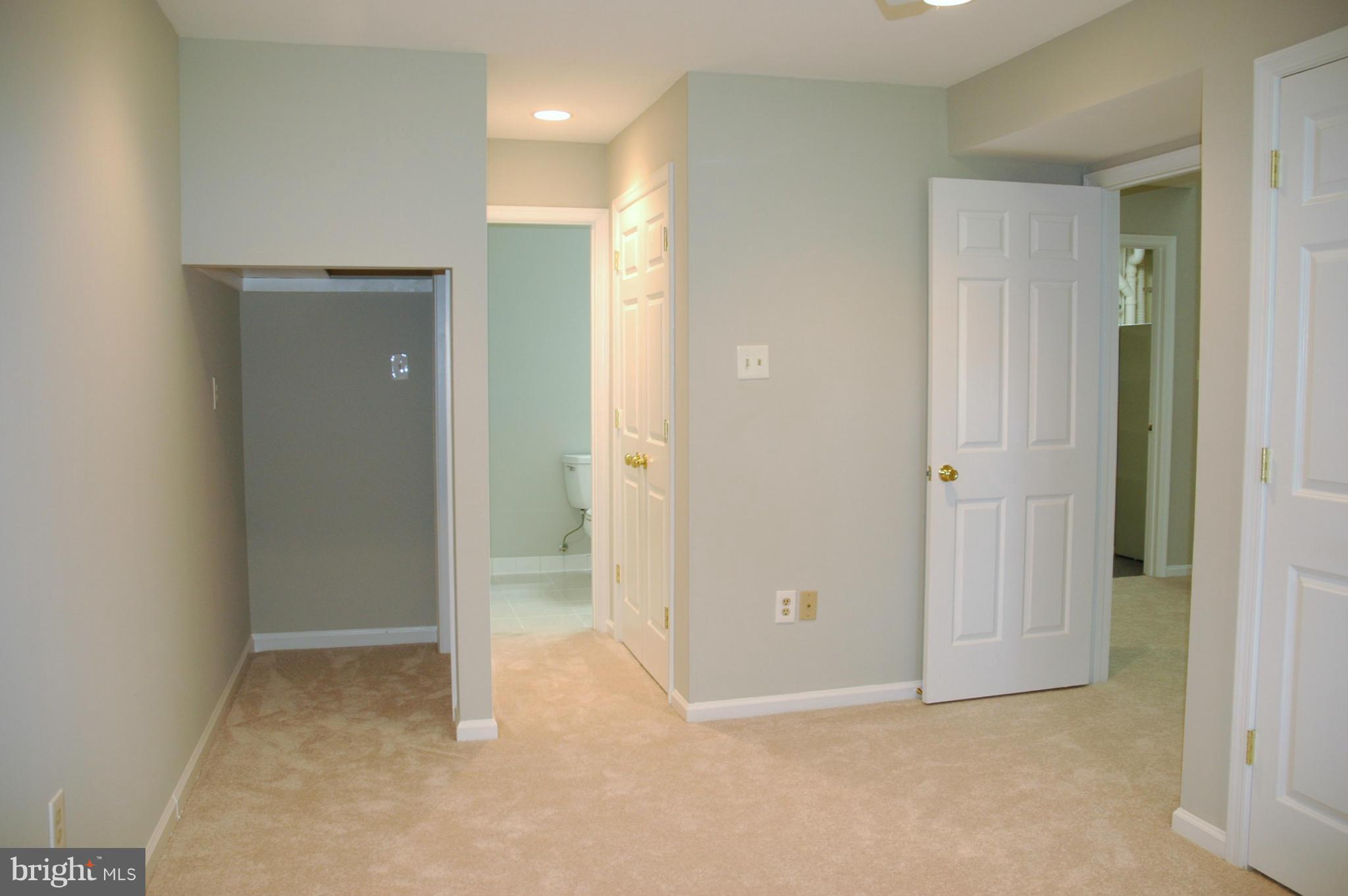 20409 Remsbury Place Gaithersburg, MD 20886 - Photo 23 of 30 Bedroom