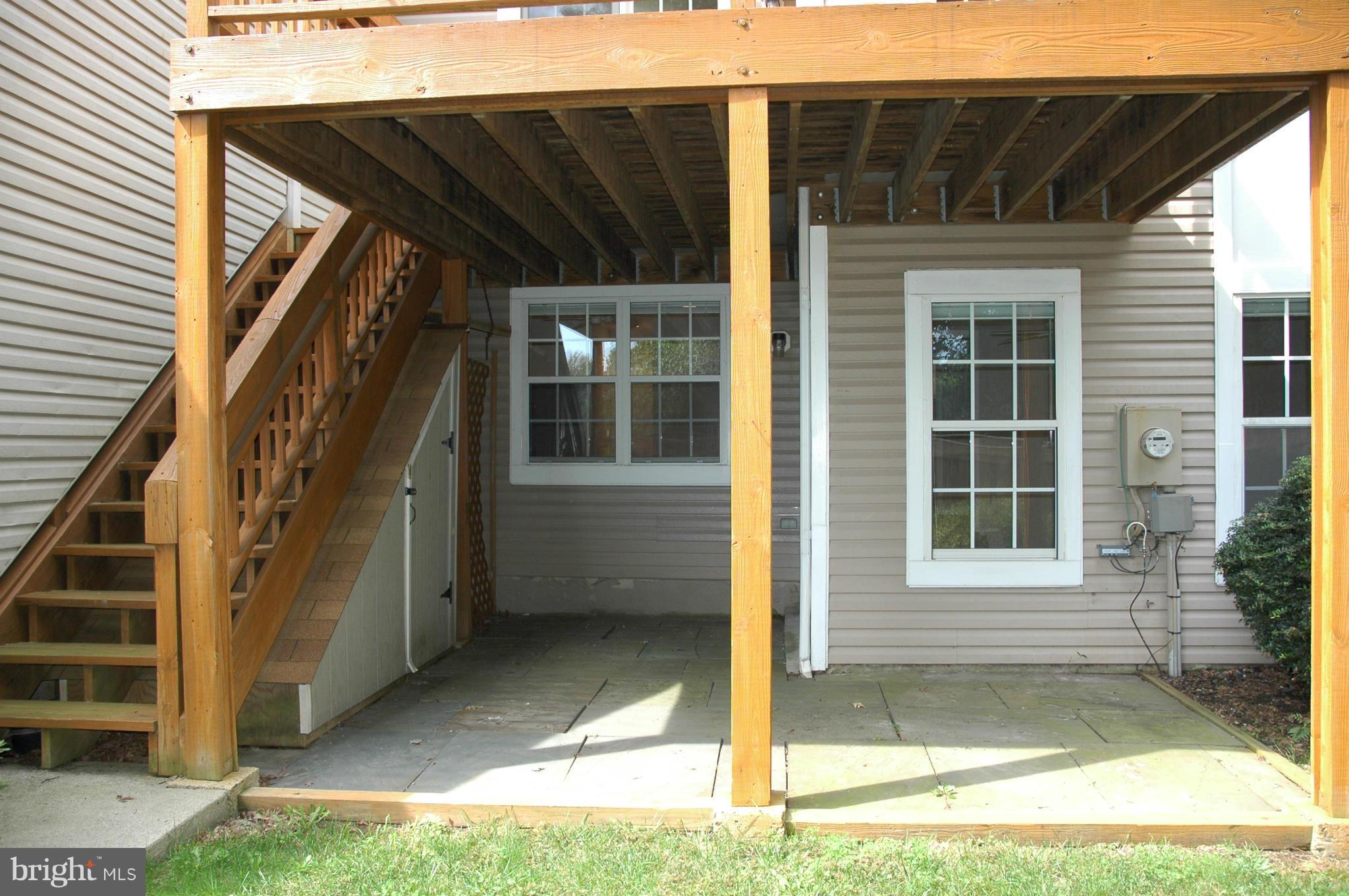20409 Remsbury Place Gaithersburg, MD 20886 - Photo 27 of 30 Exterior (Rear)
