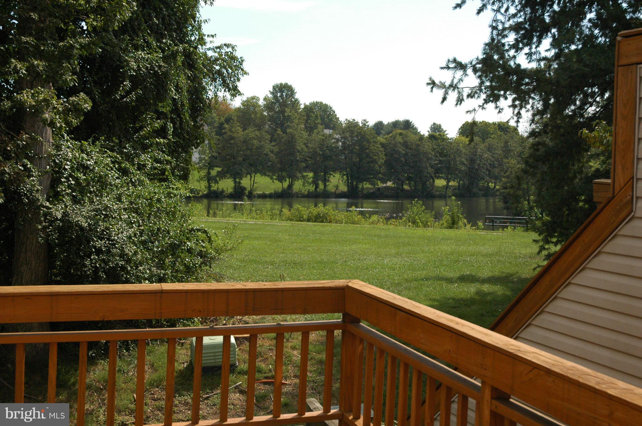 20409 Remsbury Place Gaithersburg, MD 20886 - Photo 29 of 30 View