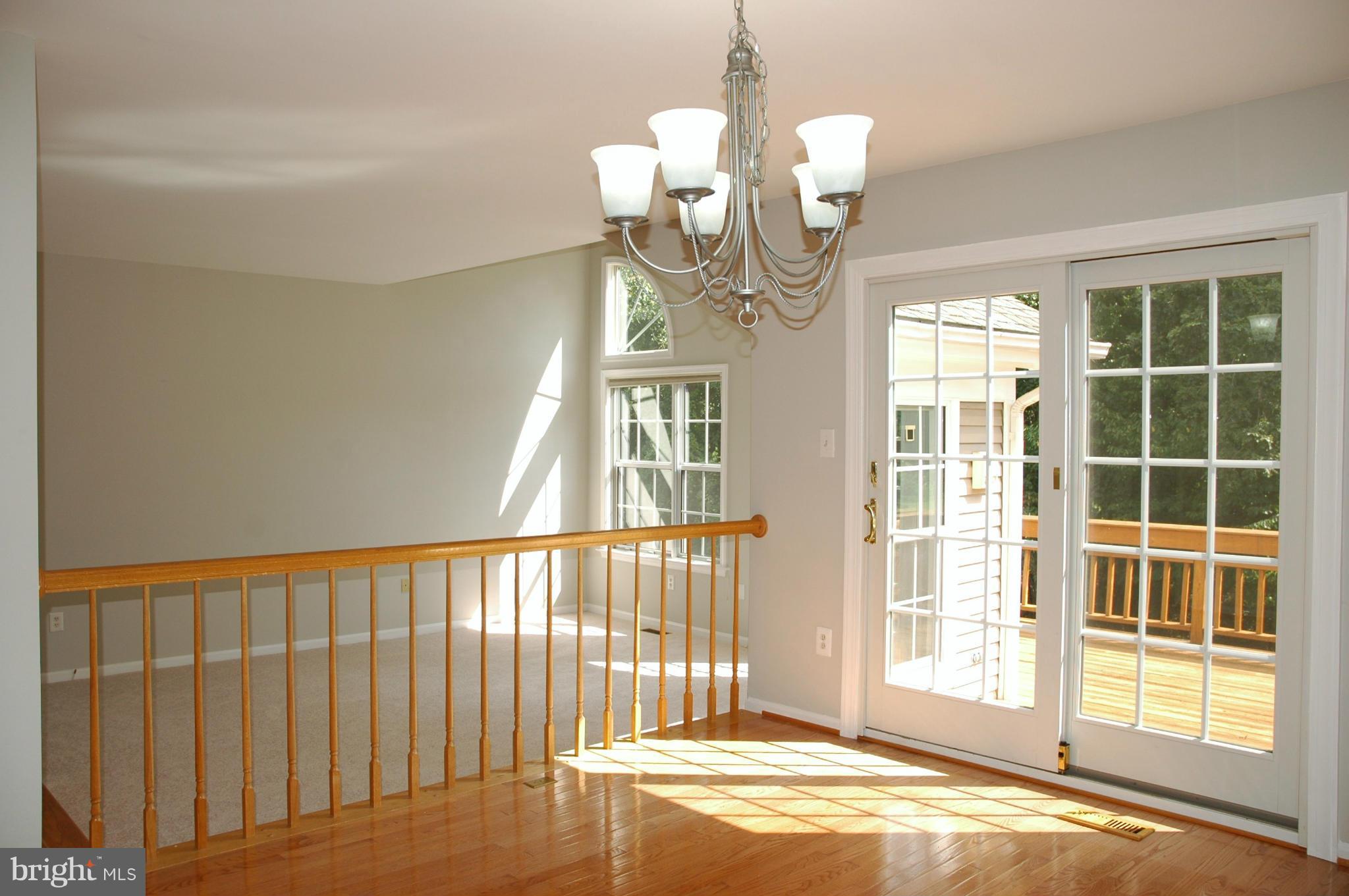 20409 Remsbury Place Gaithersburg, MD 20886 - Photo 8 of 30 Dining Room