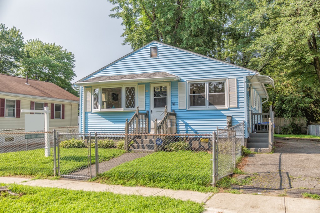 92 Lorimer Street Springfield, MA 01151 - Photo 1 of 27 Gallery Image 1