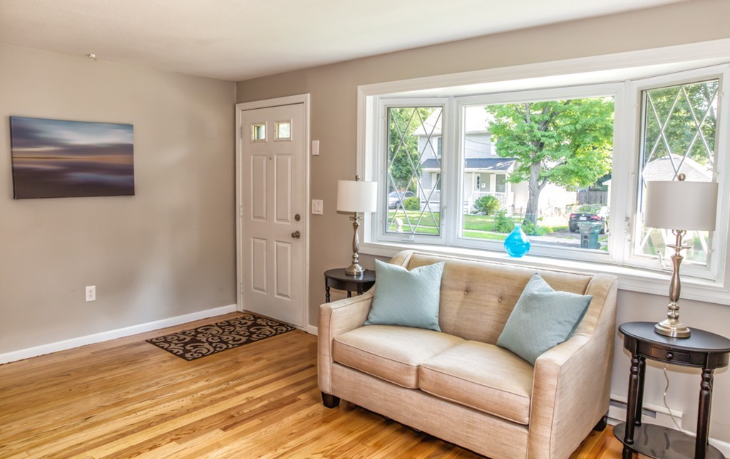 92 Lorimer Street Springfield, MA 01151 - Photo 9 of 27 Gallery Image 9