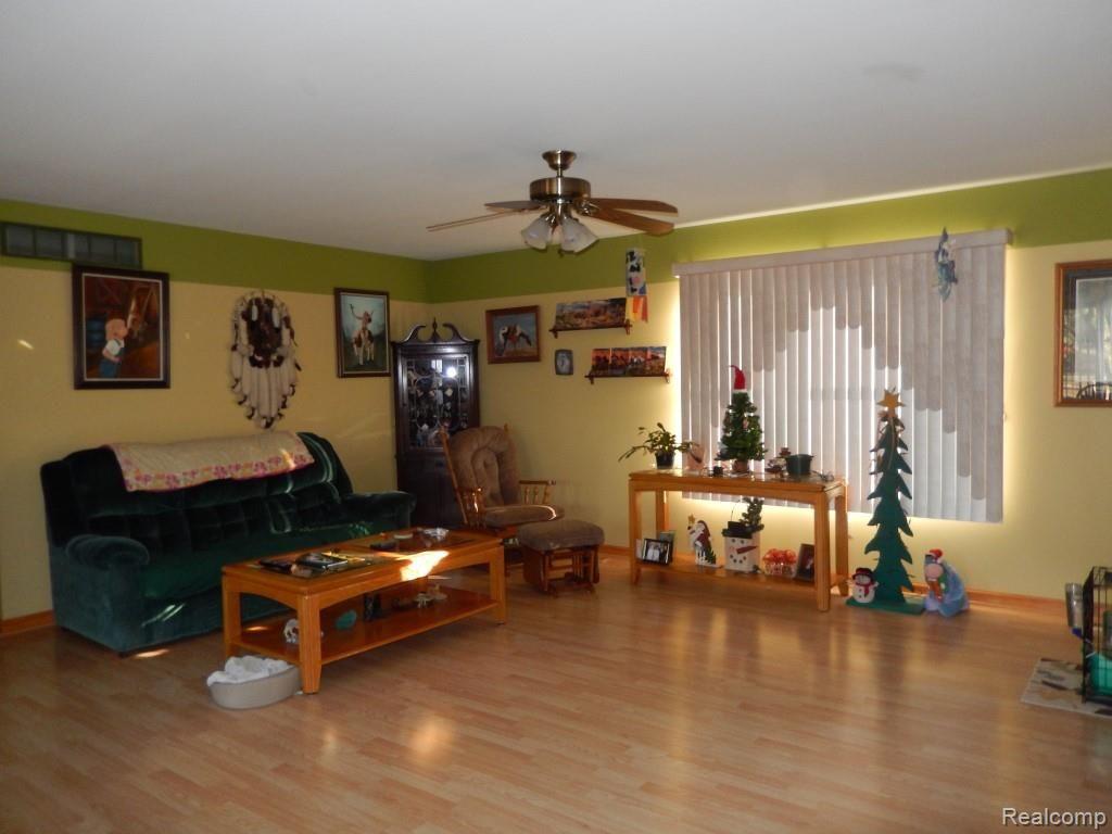 765 Parks Road Goodells, MI 48027 - Photo 2 of 17 DSCN2612 (Medium).jpg
