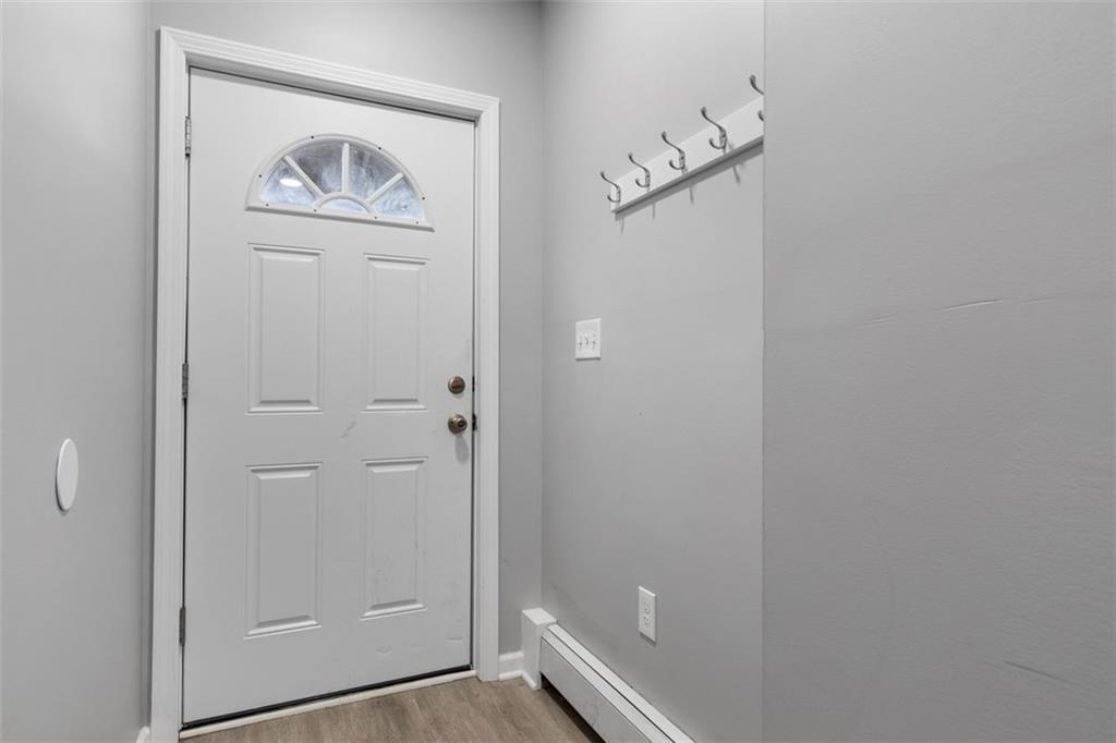 403 Ormsby Avenue Pittsburgh, PA 15210 - Photo 6 of 32 a view of space with wooden floor