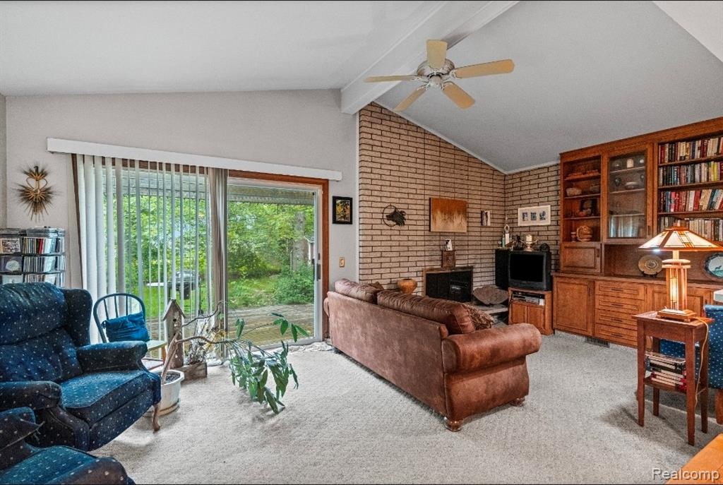439 Windmill Point Drive Flushing, MI 48433 - Photo 11 of 32