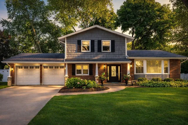 $597,500 | 1353 East Palatine Road, Palatine, IL 60074