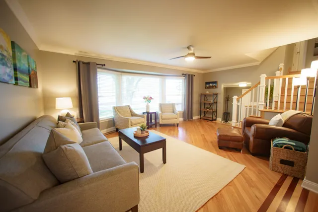 $597,500 | 1353 East Palatine Road, Palatine, IL 60074