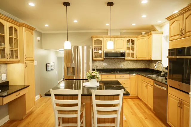 $597,500 | 1353 East Palatine Road, Palatine, IL 60074