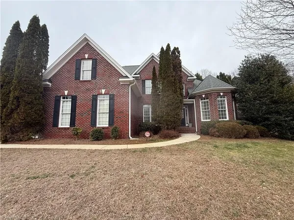 $2,795 | 2528 North Beech Lane, Greensboro, NC 27455
