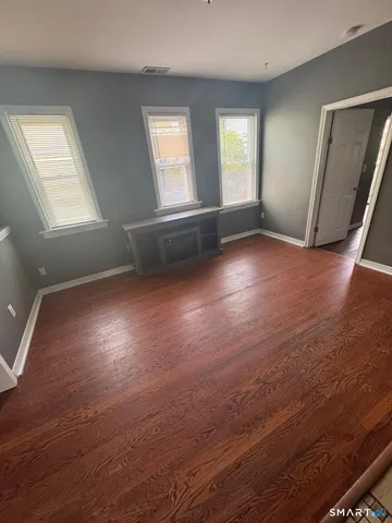 $2,800 | 182 Hewitt Street, Bridgeport, CT 06607